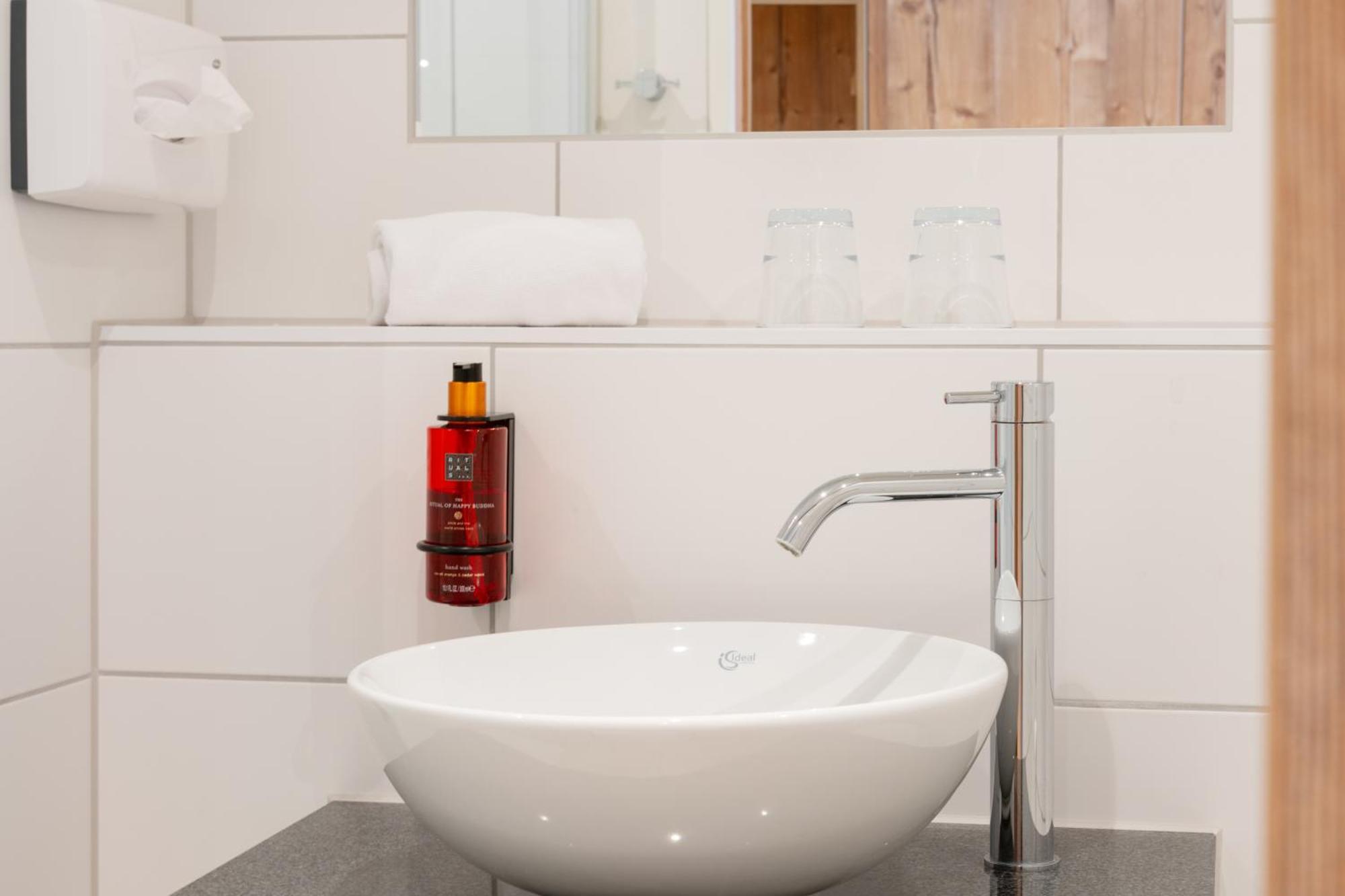 Snooze Apartments Holzkirchen  Εξωτερικό φωτογραφία